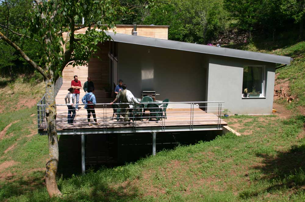 Dans la pente. Architectes Droit de Cité