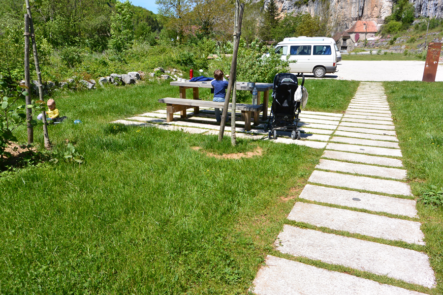 Cabreret : Aire de Pique-nique et covoiturage